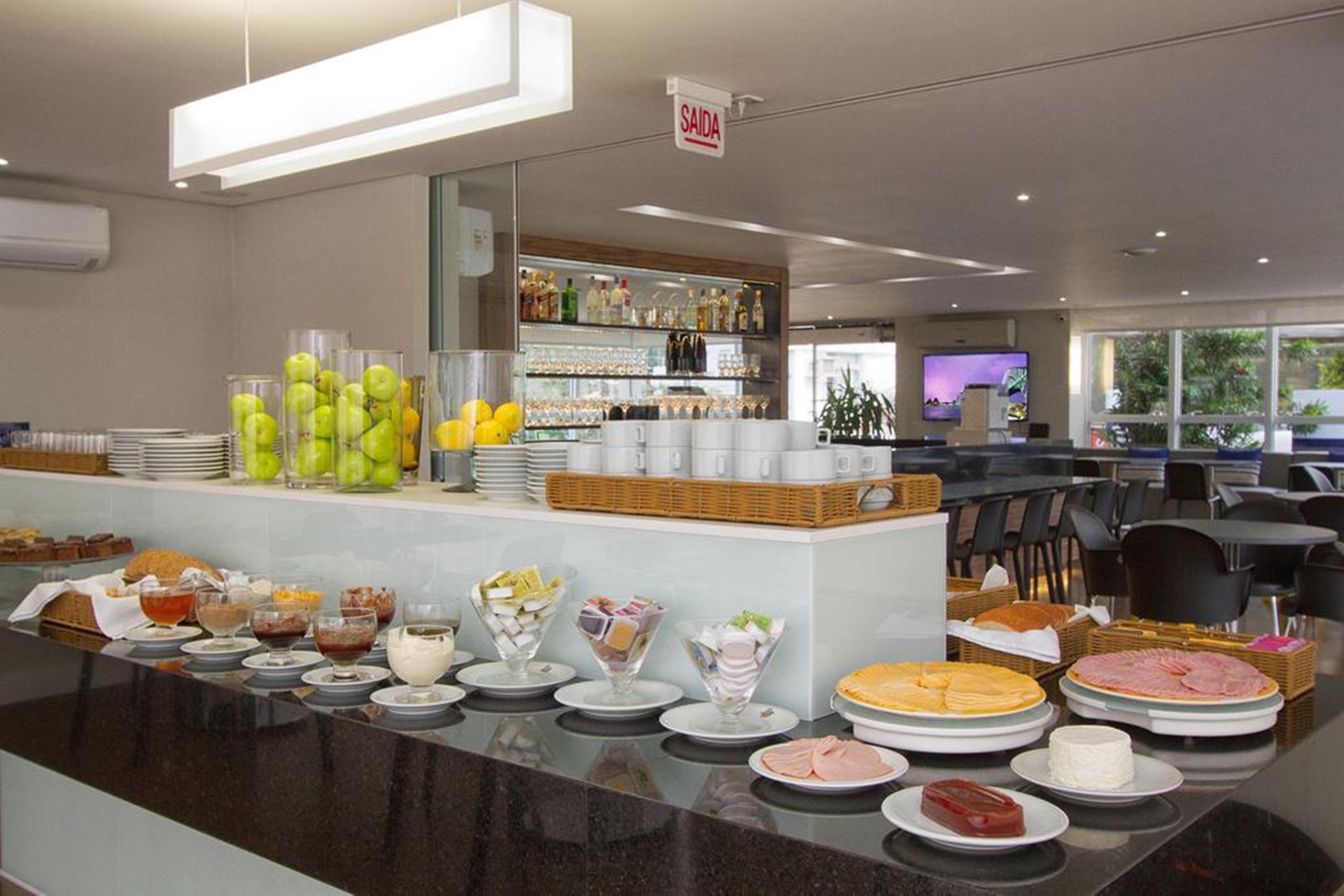 Hotel Le Canard Joinville