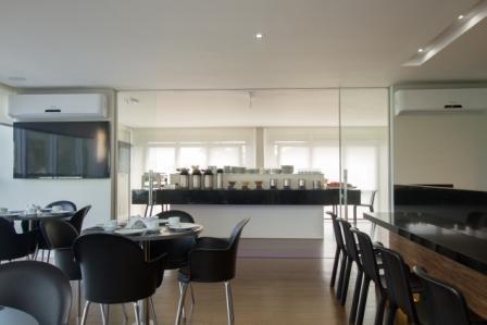 Le Canard Hotel 4*