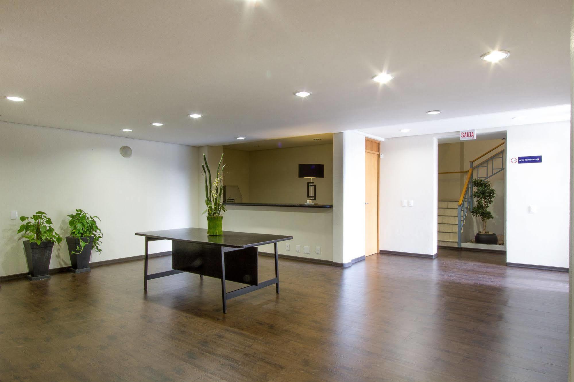 Hotel Le Canard Joinville